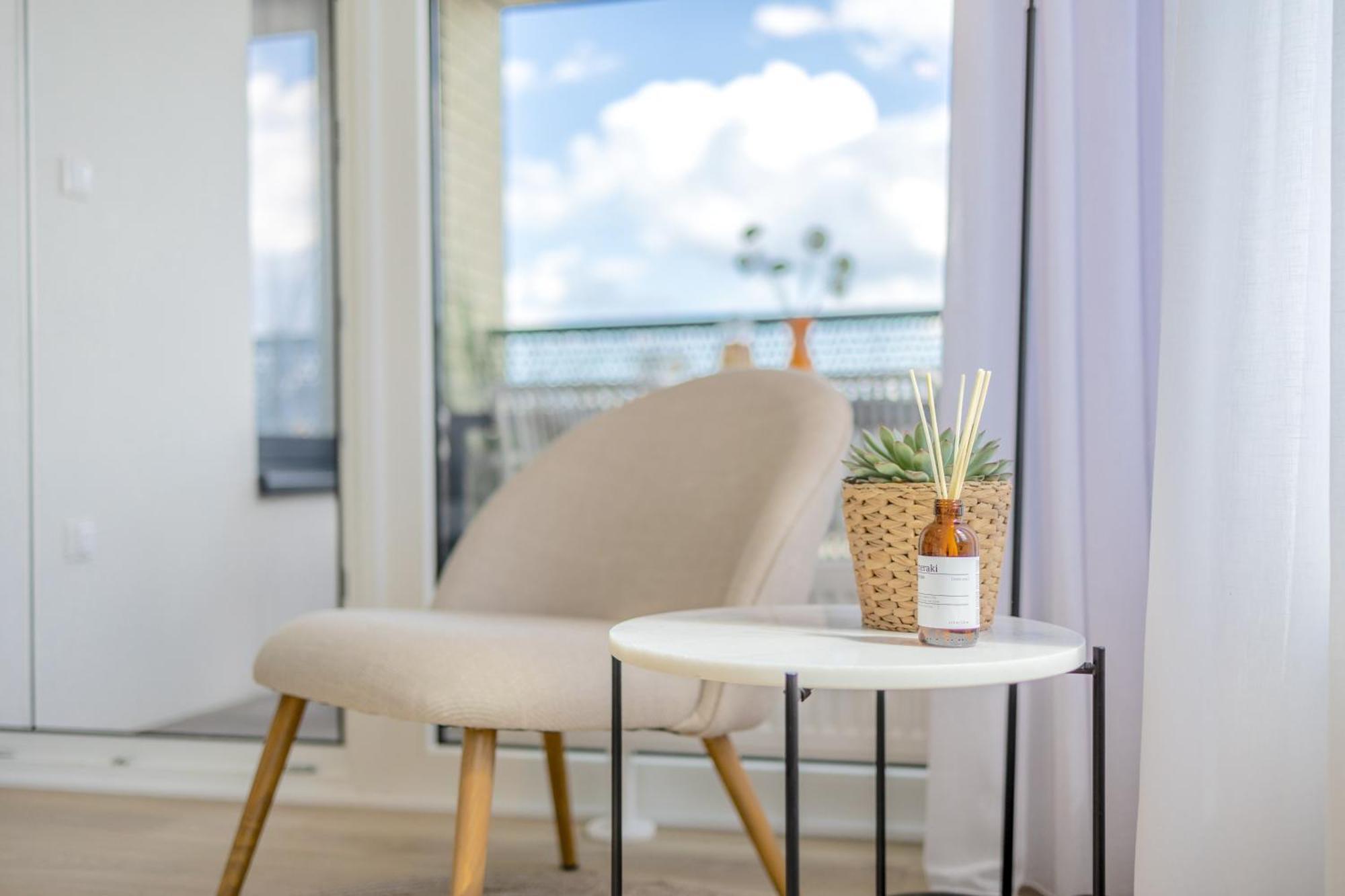 Bright 2Br - 7Th Floor, Balcony, Free Parking By Gravity Prague Apartment ภายนอก รูปภาพ